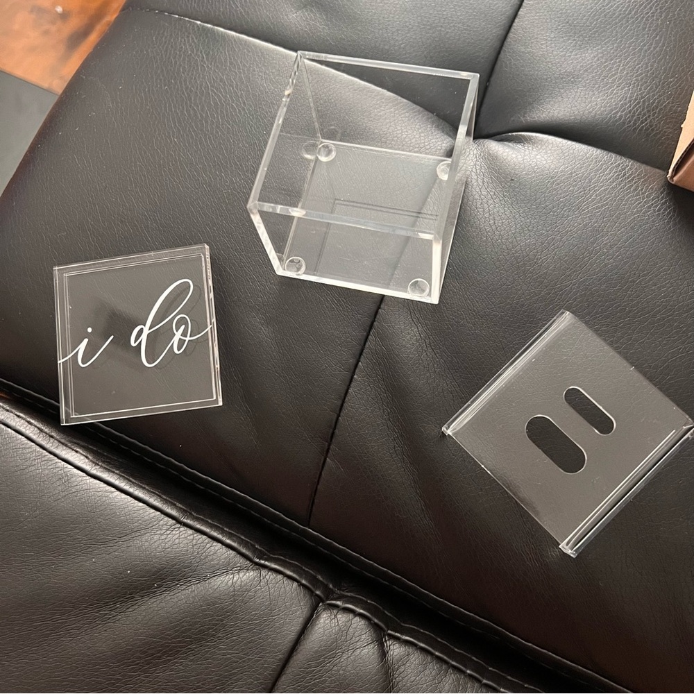Wedding Rings Holder - Picture 3 of 4